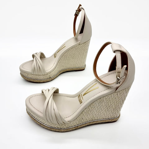 Sandália Anabela Vizzano 6283-4413 com Tira no Tornozelo Off White