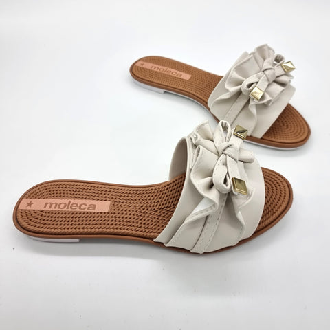 Sandália Moleca 5297-446 Sem Cadarço (Slip-on) com Babado Off White