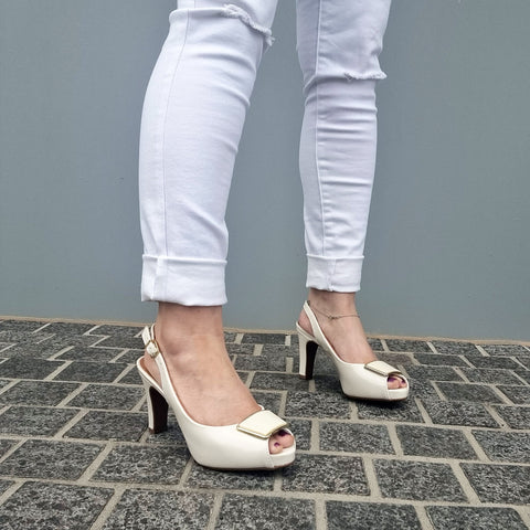 Scarpin Vizzano 1840-321 Slingback Branco Off White Verniz