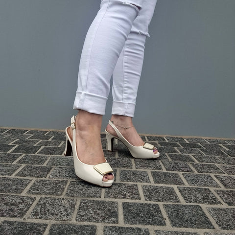 Scarpin Vizzano 1840-321 Slingback Branco Off White Verniz
