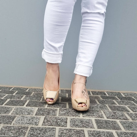 Scarpin Vizzano 1840-321 Slingback Bege Verniz