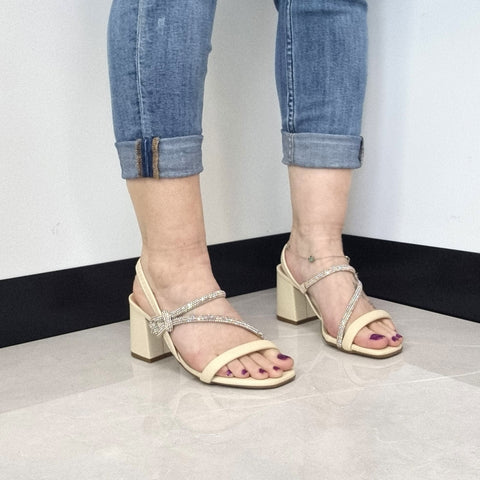 Sandália Salto Bloco Beira Rio 8436-229 Creme