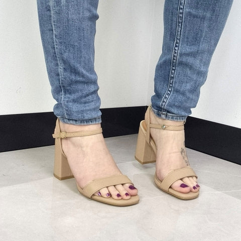 Sandália Vizzano 6409-208 Salto Bloco Bege