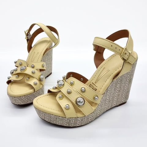 Sandália Anabela Vizzano 6283-2117 com Tachas Amarela