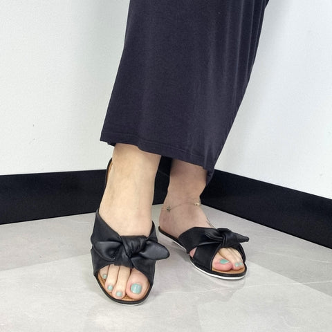 Sapatilha Moleca 5297-456 com Laço Preto
