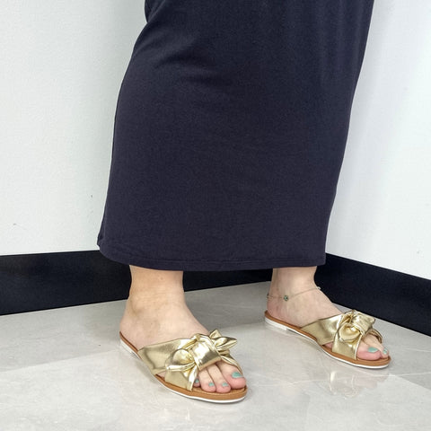 Sandália Moleca 5297-456 Sem Cadarço (Slip-on) Dourada