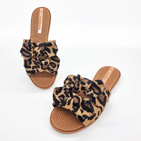 Sandália Moleca 5297-424 Sem Cadarço (Slip-on) Camel Estampado