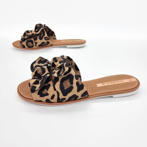 Sandália Moleca 5297-424 Sem Cadarço (Slip-on) Camel Estampado