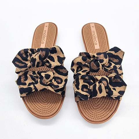 Sandália Moleca 5297-424 Sem Cadarço (Slip-on) Camel Estampado