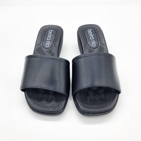 Sandália Rasteira Beira Rio 8527-100 Sem Cadarço (Slip-on) Preta