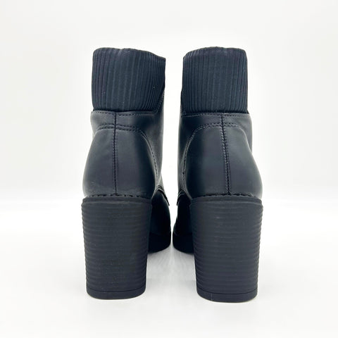 Bota Cano Curto Beira Rio 9088-103 Salto Bloco com Cadarço Preta